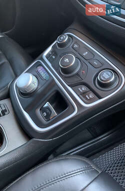 Седан Chrysler 200 2016 в 