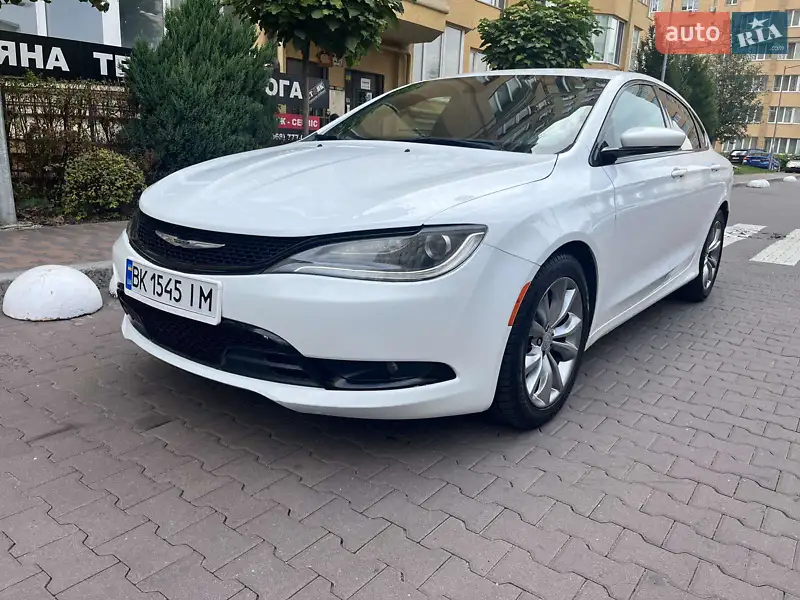 Chrysler 200 2015