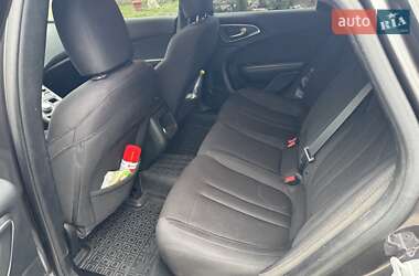 Седан Chrysler 200 2014 в 