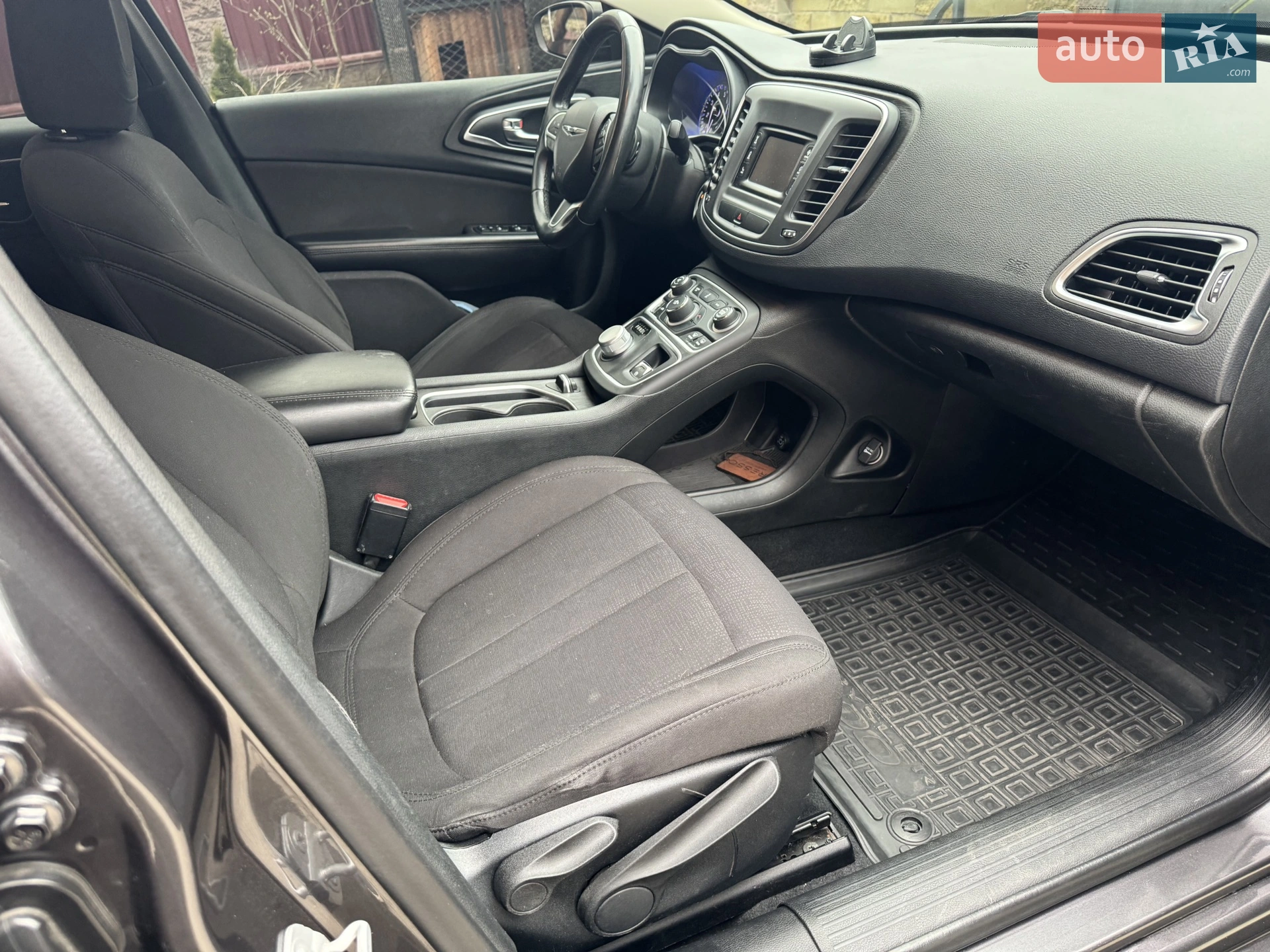 2014 Chrysler 200 - мініатюра 27
