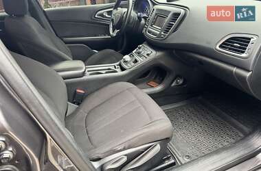 Седан Chrysler 200 2014 в 