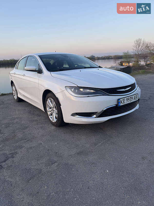 Седан Chrysler 200 2014 в Днепре