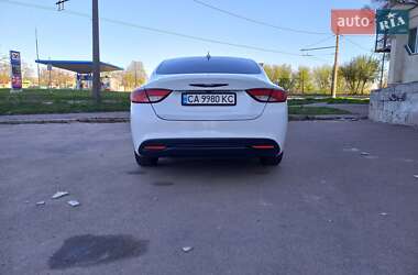 Седан Chrysler 200 2016 в 