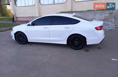 Седан Chrysler 200 2016 в 
