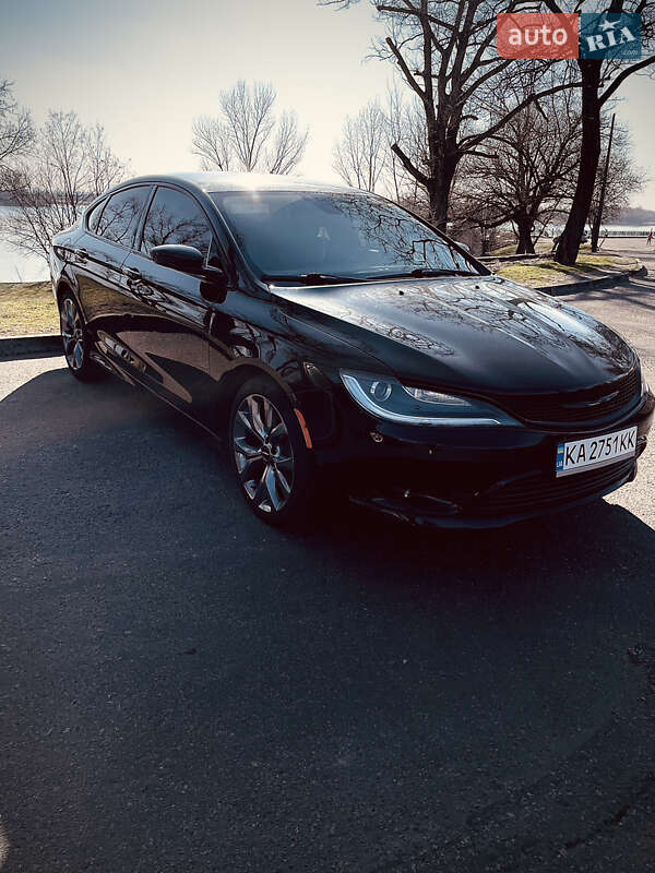 Седан Chrysler 200 2014 в 