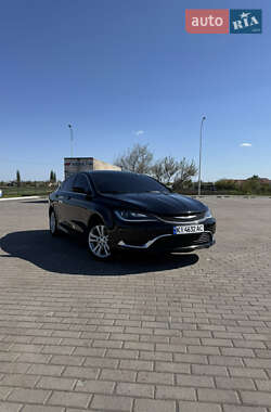 Седан Chrysler 200 2014 в Гельмязове