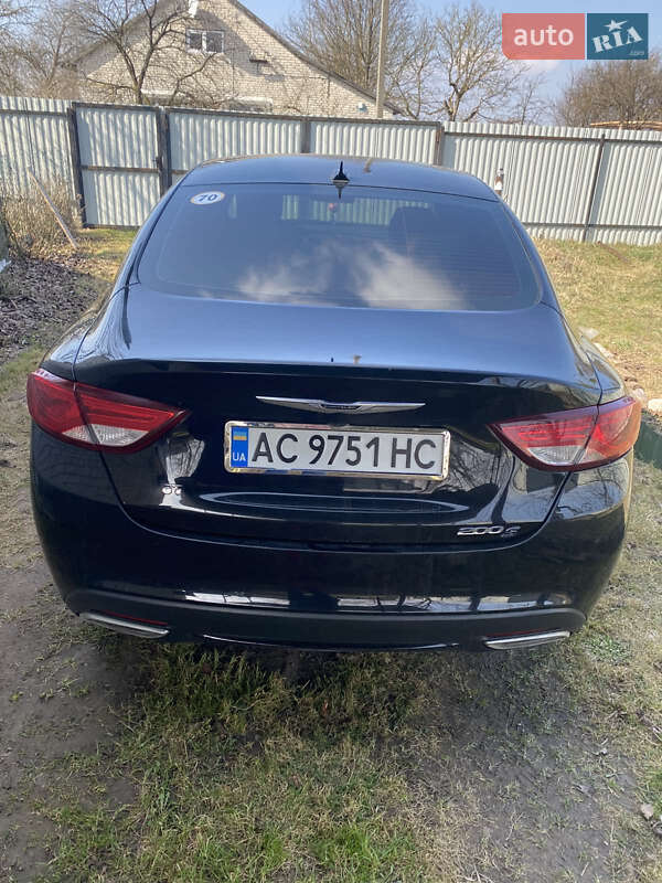 Седан Chrysler 200 2016 в Владимире