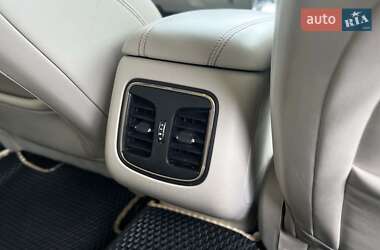 Седан Chrysler 200 2015 в 