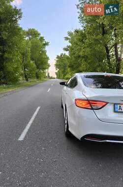 Седан Chrysler 200 2014 в 