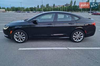 Хэтчбек Chrysler 200 2015 в 