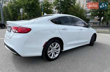 Седан Chrysler 200 2016 в 