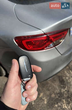 Седан Chrysler 200 2016 в 