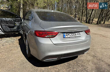 Седан Chrysler 200 2016 в 