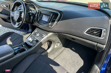 Седан Chrysler 200 2014 в 