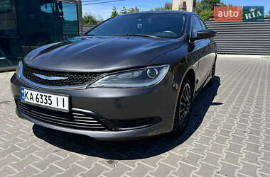 Седан Chrysler 200 2015 в 