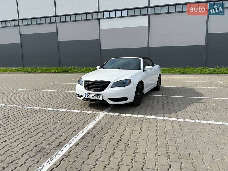 Кабриолет Chrysler 200 2012 в Ивано-Франковске