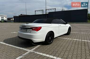 Кабриолет Chrysler 200 2012 в 