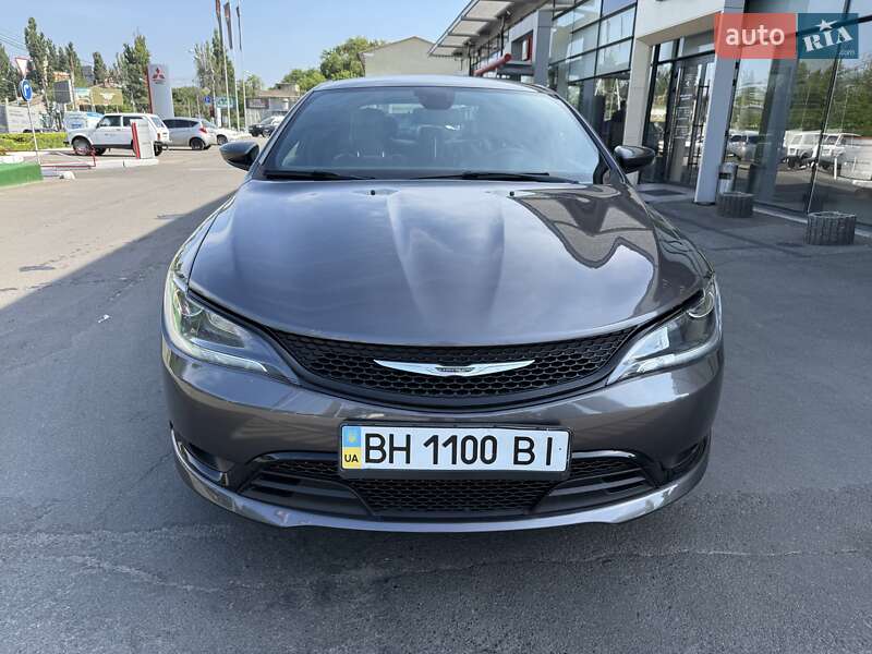 Седан Chrysler 200 2015 в Одессе