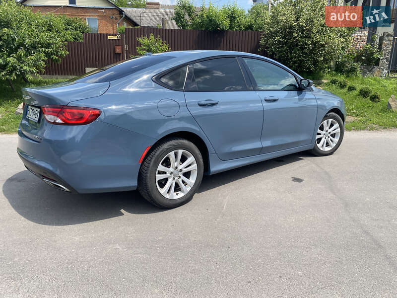 Седан Chrysler 200 2014 в Хмельницком