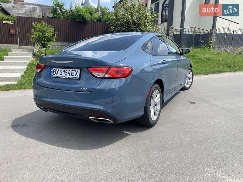 Седан Chrysler 200 2014 в Хмельницком