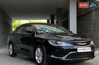 Седан Chrysler 200 2016 в 