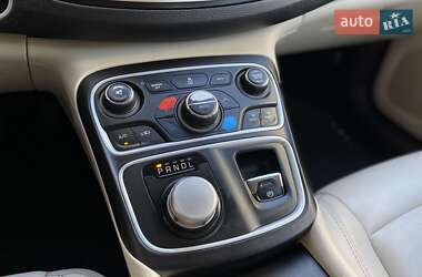 Седан Chrysler 200 2016 в 