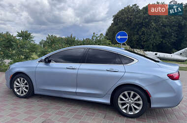 Седан Chrysler 200 2015 в 