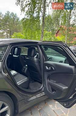 Седан Chrysler 200 2014 в 