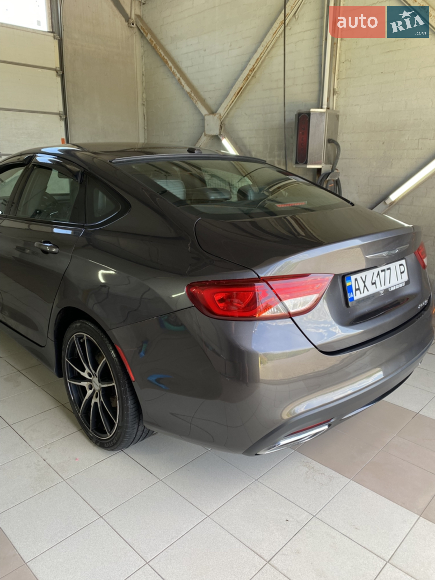 2016 Chrysler 200 - мініатюра 9
