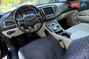 Седан Chrysler 200 2015 в 