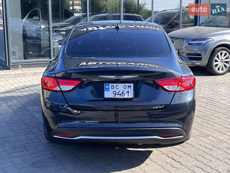 Седан Chrysler 200 2016 в Нововолинську фото 7 Седан Chrysler 200 2016 в Нововолинську