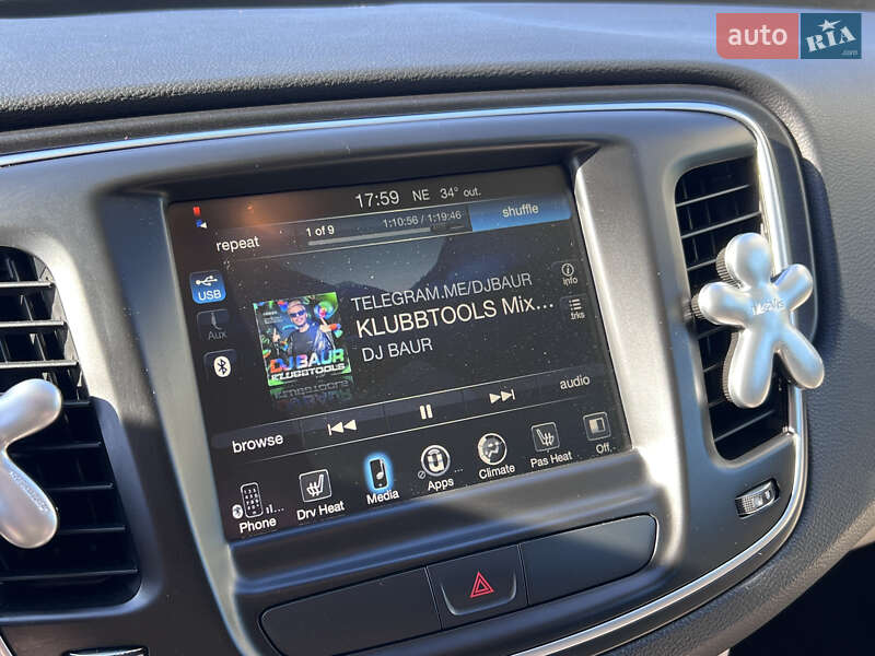 Седан Chrysler 200 2016 в Нововолинську фото 20 Седан Chrysler 200 2016 в Нововолинську