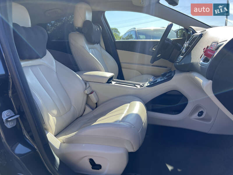 Седан Chrysler 200 2016 в Нововолинську фото 37 Седан Chrysler 200 2016 в Нововолинську