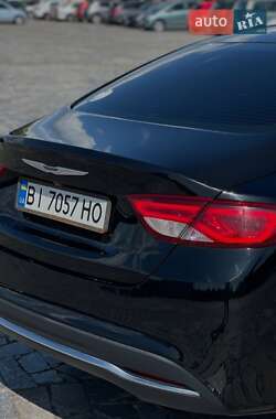 Седан Chrysler 200 2015 в 