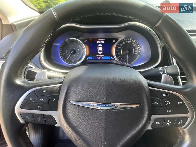Седан Chrysler 200 2014 в Шепетовке