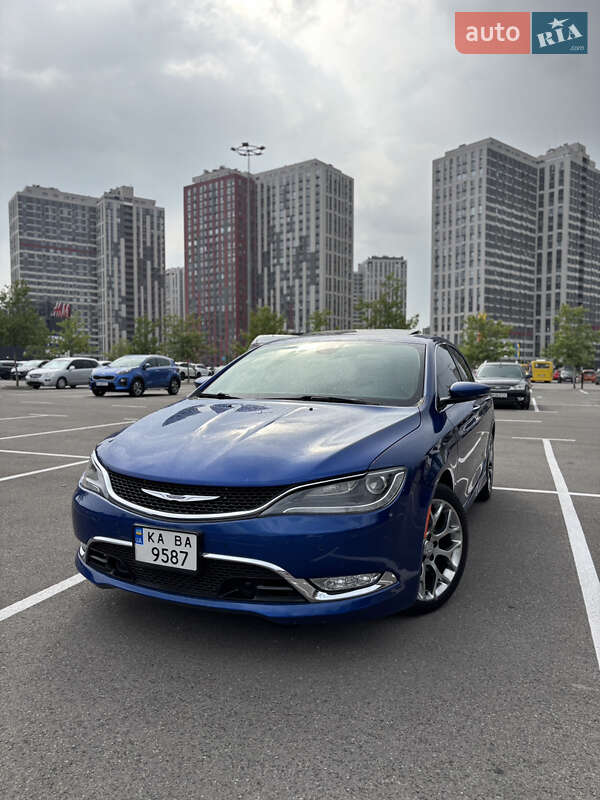 Седан Chrysler 200 2014 в Киеве