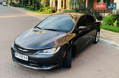 Седан Chrysler 200 2015 в Киеве