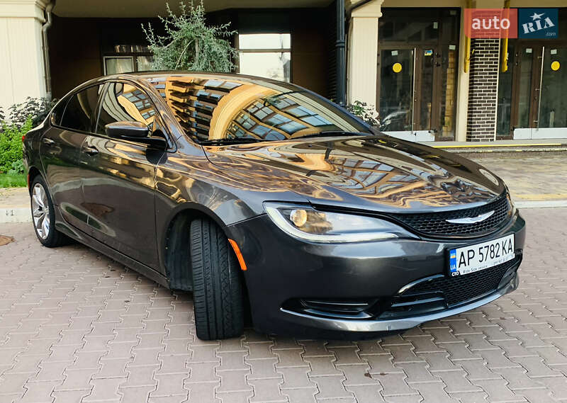 Chrysler 200 2015
