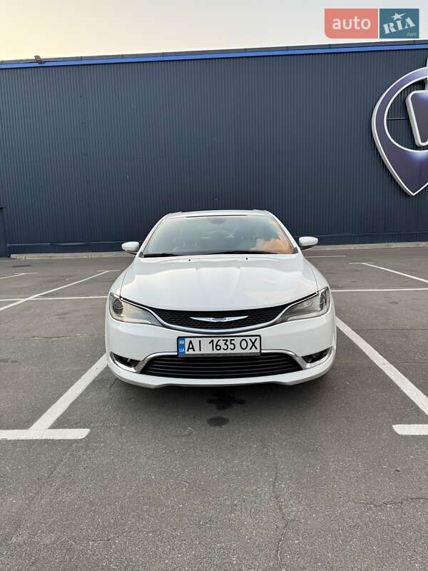 Седан Chrysler 200 2014 в Киеве