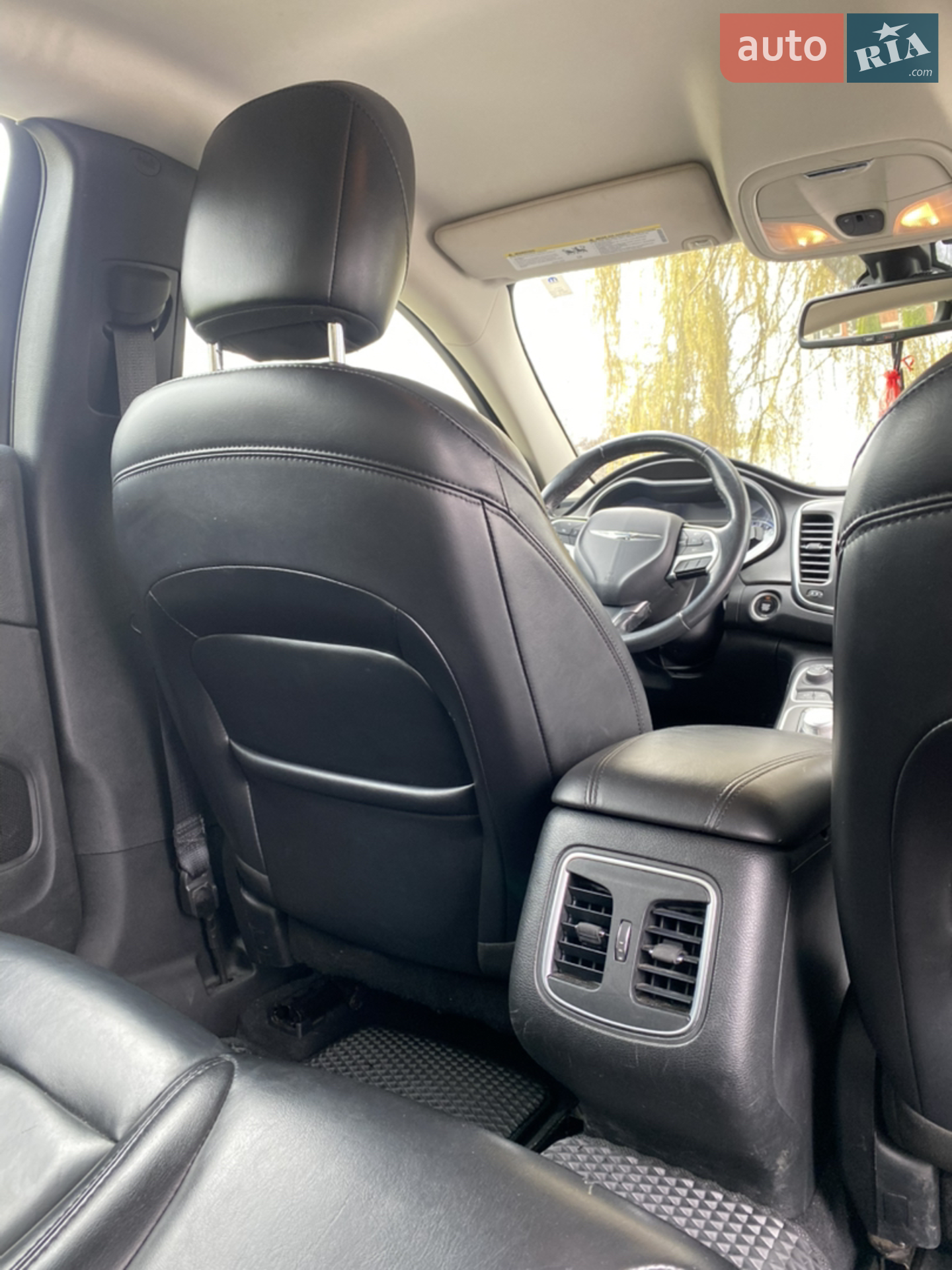 2016 Chrysler 200 - мініатюра 8