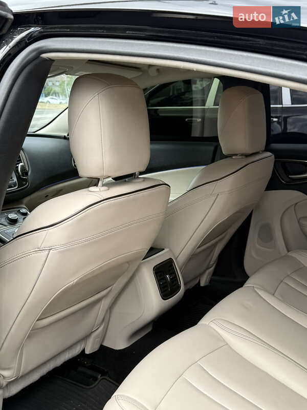 Седан Chrysler 200 2014 в Дніпрі