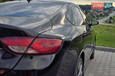 Седан Chrysler 200 2014 в 