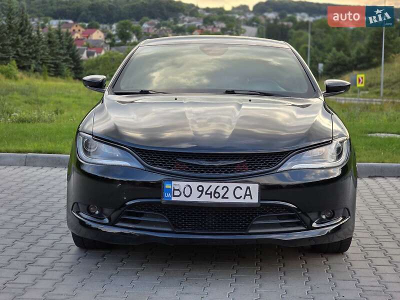 Седан Chrysler 200 2014 в Тернополі