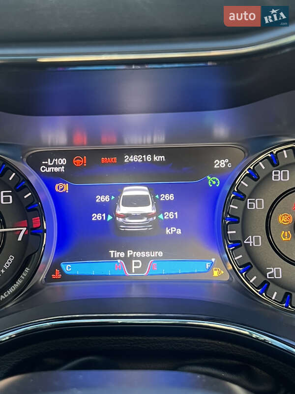 Седан Chrysler 200 2014 в Киеве фото 20 Седан Chrysler 200 2014 в Киеве