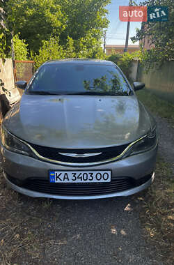 Седан Chrysler 200 2015 в Києві