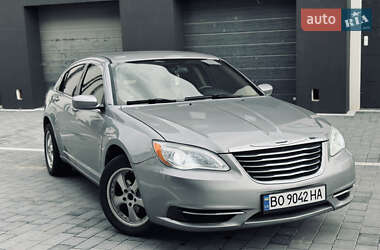 Седан Chrysler 200 2013 в Тернополе