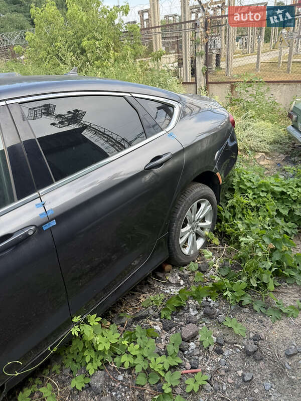 Седан Chrysler 200 2016 в Киеве