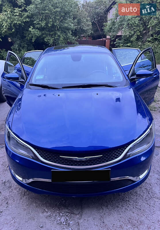 Chrysler 200 2015