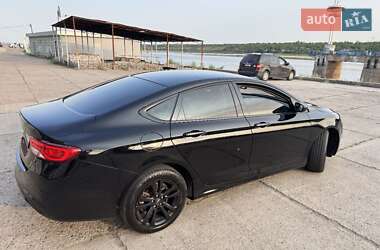 Седан Chrysler 200 2015 в Запоріжжі