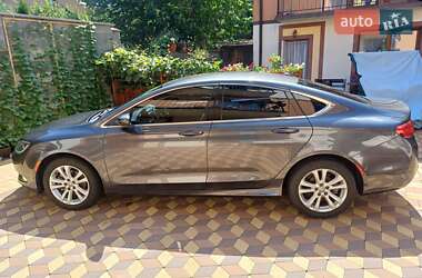 Седан Chrysler 200 2016 в Киеве